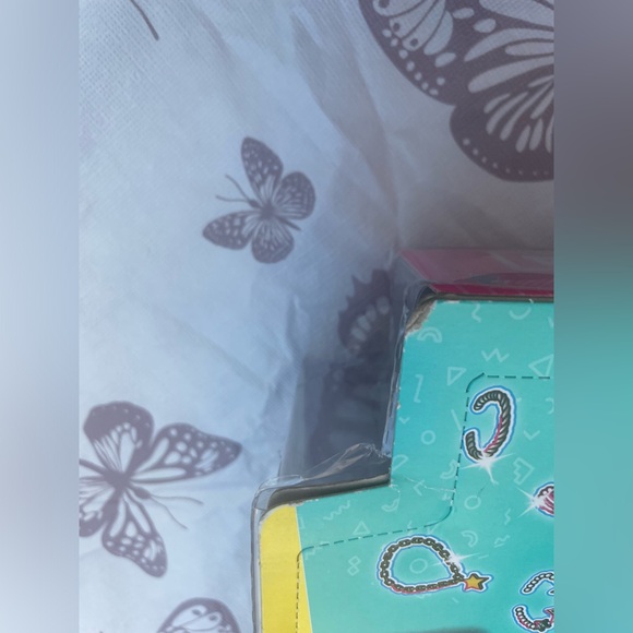 Barbie Extra Doll #7 Curvy - Pomeranian Pet - Picture 6 of 6